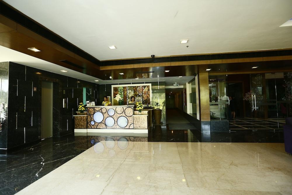 City Park Airport Gurgaon Eksteriør billede